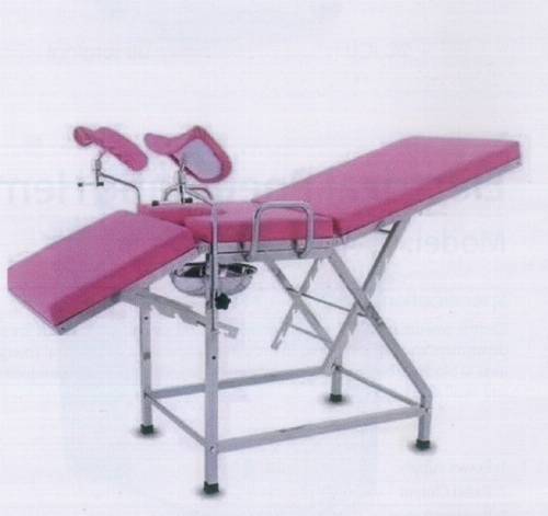 Gynecological Examination Table (Manual)